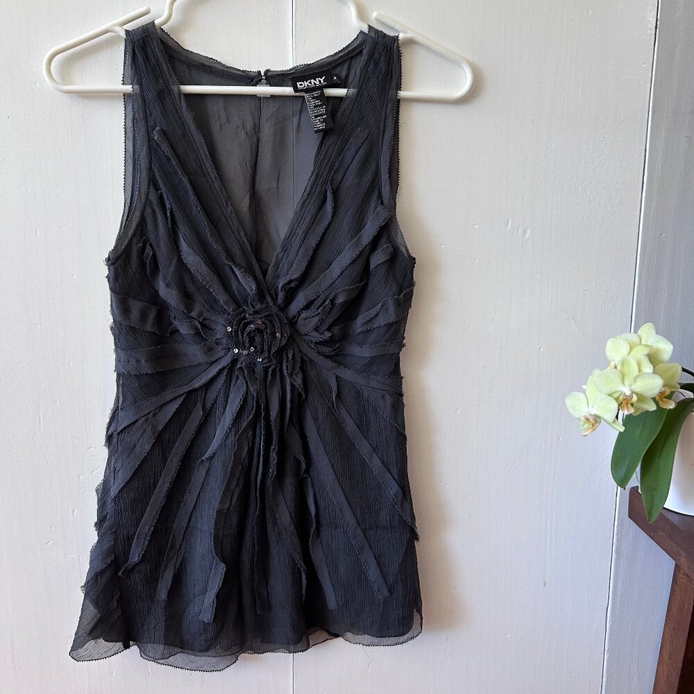 EUC: DKNY rosette tank